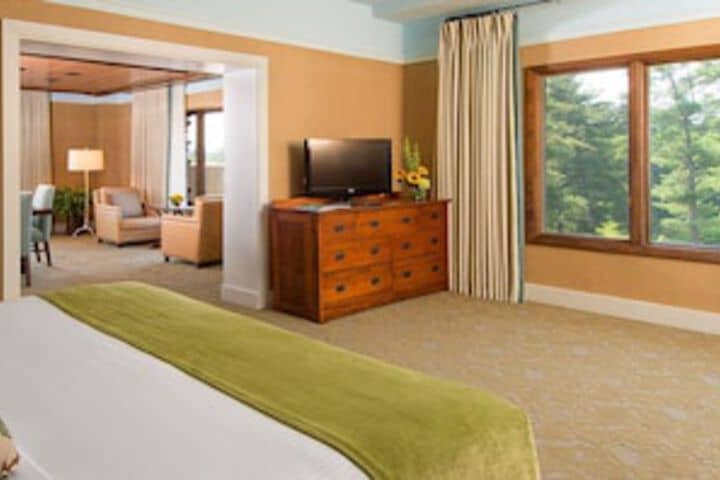 Room 31 of 387