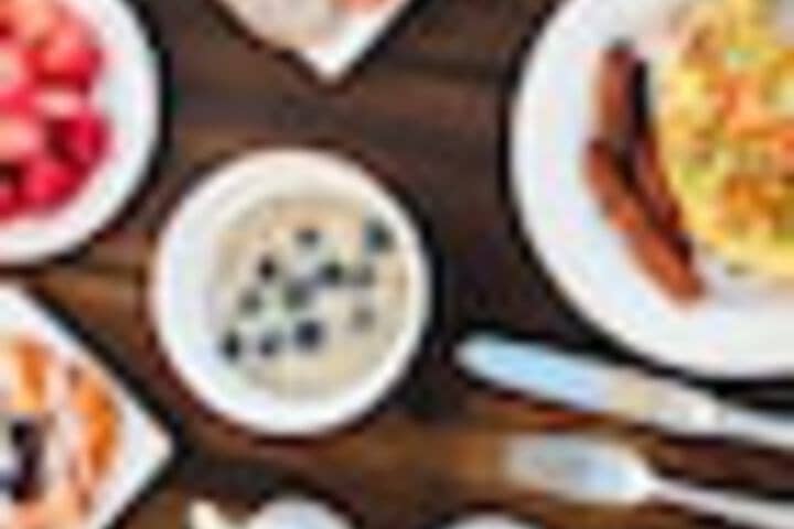 Dining 266 of 387