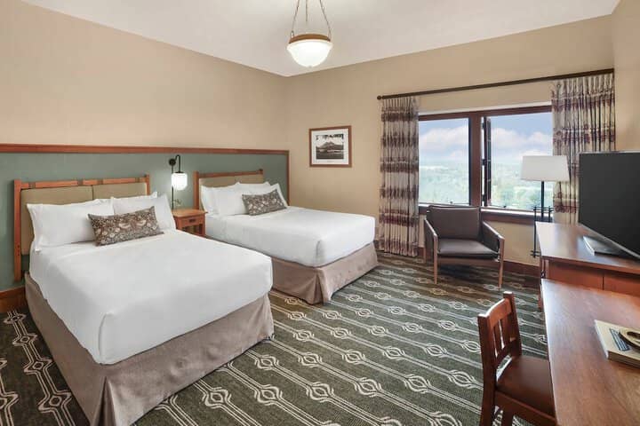 Room 51 of 387