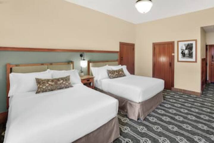 Room 118 of 387