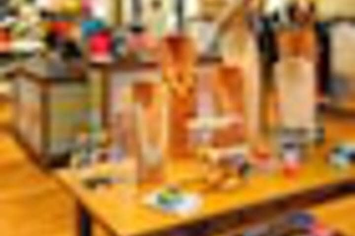 Gift Shop 227 of 387