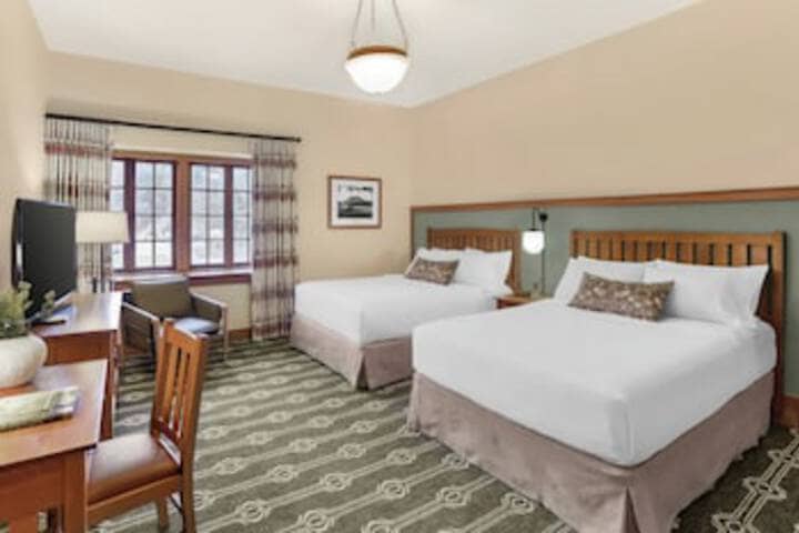 Room 46 of 387